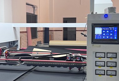 Automatic Fabric Cutting Machine