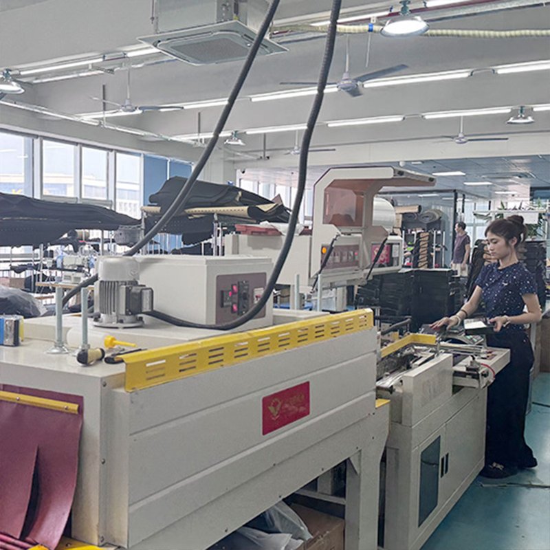 Automatic packaging equipment for red light therapy wearable products
