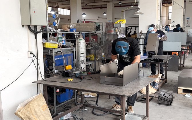 Fiber Laser Cutting Machine